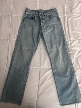 Levi’s Light Wash Straight Leg Jeans